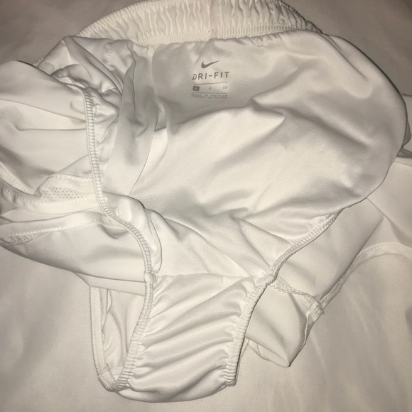 Nike Shorts - Picture 3 of 3